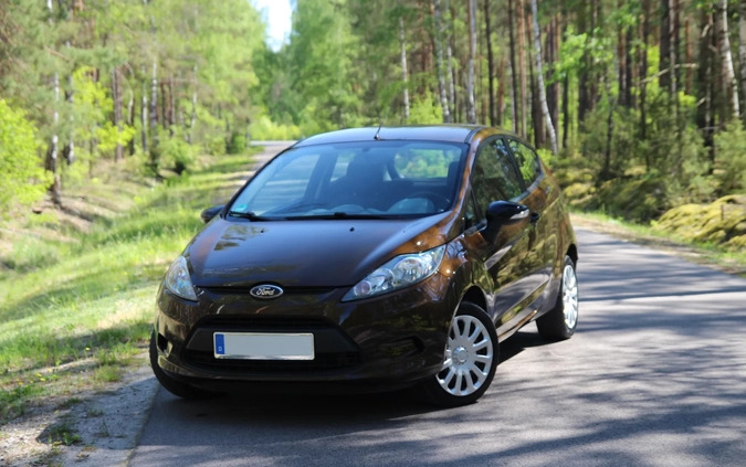 Ford Fiesta cena 21900 przebieg: 76000, rok produkcji 2011 z Kożuchów małe 781